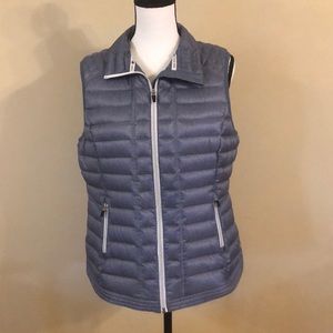 Tommy Hilfiger Sport vest size Large